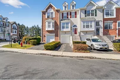 215 Barringer Dr #215, Nutley, NJ 07110 - Photo 2