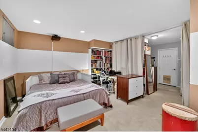 215 Barringer Dr #215, Nutley, NJ 07110 - Photo 24