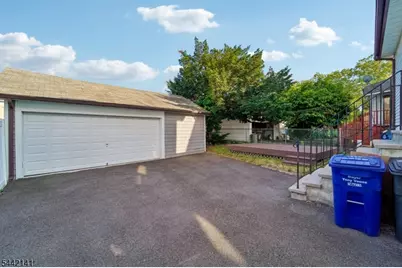114 Melrose Ave, Irvington, NJ 07111 - Photo 24