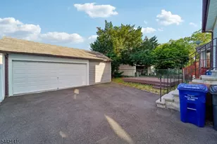 114 Melrose Ave, Irvington, NJ 07111 - Photo 24