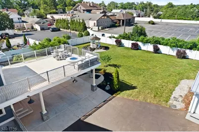 10 Laurel Ave, Franklin Township, NJ 08528 - Photo 44