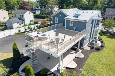 10 Laurel Ave, Franklin Township, NJ 08528 - Photo 4