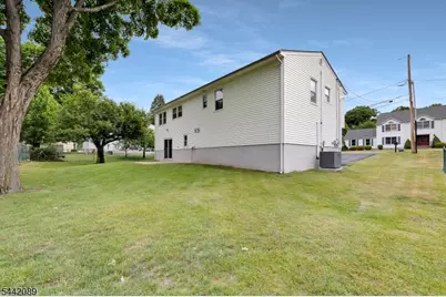 90 James St, Parsippany, NJ 07950 - Photo 36