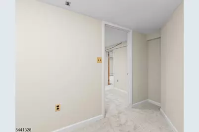 200 Baker St, Dover, NJ 07801 - Photo 14
