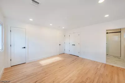 13 Arverne Rd, West Orange Township, NJ 07052 - Photo 14