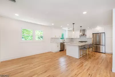 13 Arverne Rd, West Orange Township, NJ 07052 - Photo 4