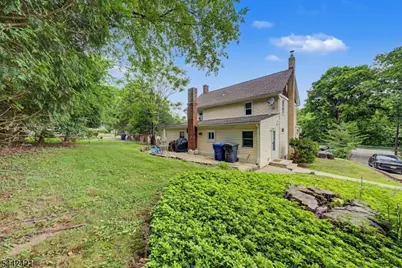 242 W Hanover Ave, Morris Township, NJ 07960 - Photo 4