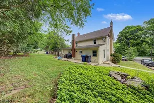 242 W Hanover Ave, Morris Township, NJ 07960 - Photo 4