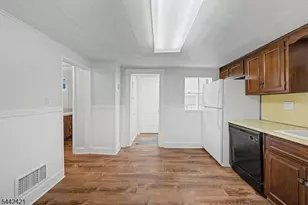 242 W Hanover Ave, Morris Township, NJ 07960 - Photo 10