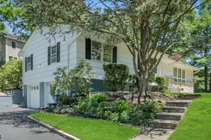 350 Greenbrier Ct, Mountainside, NJ 07092 - Photo 30