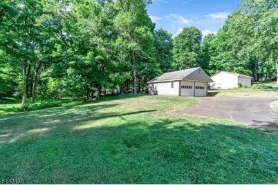 18 North Ave, Bridgewater, NJ 08807 - Photo 6