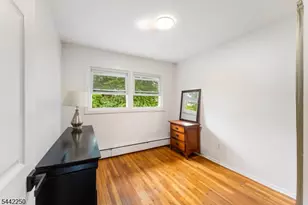 2798 Allen Ave, Union Township, NJ 07083 - Photo 18