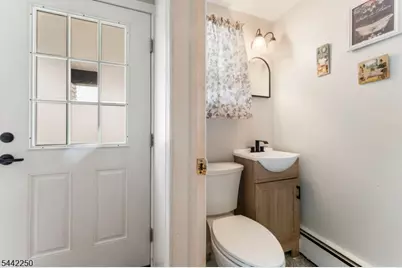 2798 Allen Ave, Union Township, NJ 07083 - Photo 12