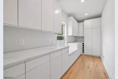 136 Irwin St, Springfield, NJ 07081 - Photo 10