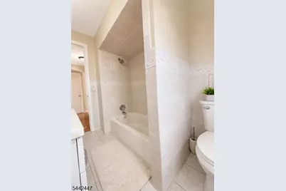 310 Concord Ave #2, Union Township, NJ 07083 - Photo 8