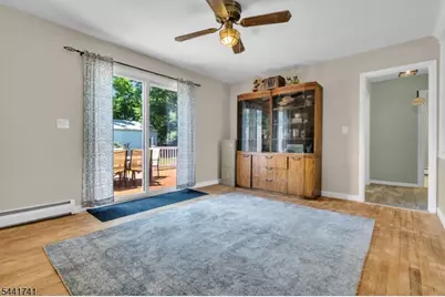 13 Allen St, Flemington, NJ 08822 - Photo 6