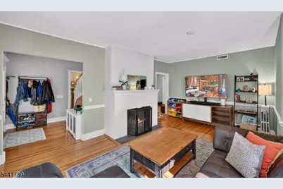 321 Willow Ave, Garwood, NJ 07027 - Photo 8