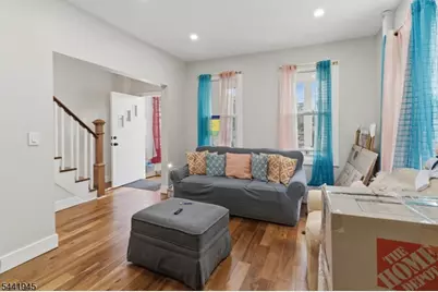 169 Oakwood Pl, Orange, NJ 07050 - Photo 6