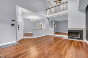 93 Driftwood Dr, Franklin Township, NJ 08873 - Photo 6
