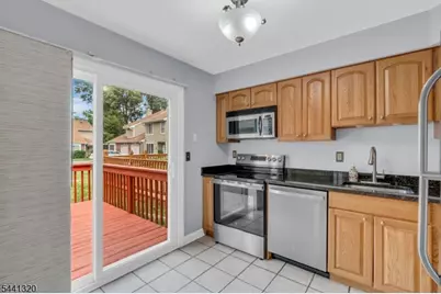 93 Driftwood Dr., Franklin Township, NJ 08873 - Photo 10