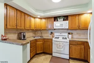231-4 Grant Ave, Pompton Lakes, NJ 07442 - Photo 2