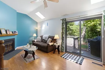 231-4 Grant Ave, Pompton Lakes, NJ 07442 - Photo 4
