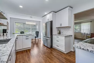 9 Wehrli Rd, Washington Township, NJ 07853 - Photo 6