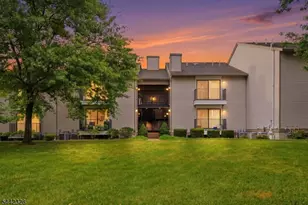 9 Sam Bonnell Dr, Union Township, NJ 08809 - Photo 2