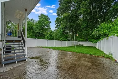 75 Fichter St, Bloomingdale, NJ 07403 - Photo 28