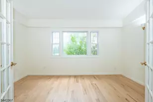 231 Waverly Pl, South Orange, NJ 07079 - Photo 18