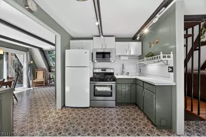420 Phillips Rd, Vernon, NJ 07422 - Photo 18