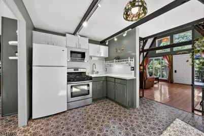 420 Phillips Rd, Vernon, NJ 07422 - Photo 16