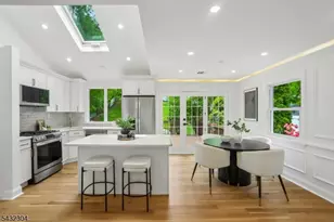 34 Clark St, Summit, NJ 07901 - Photo 8