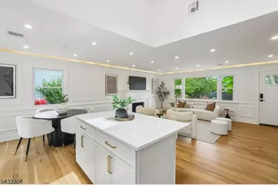 34 Clark St, Summit, NJ 07901 - Photo 12