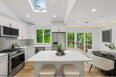34 Clark St, Summit, NJ 07901 - Photo 10