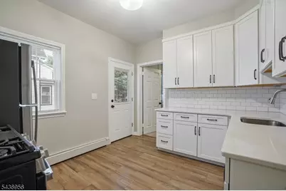 42 N 21st Street- 1st Floor, Kenilworth, NJ 07033 - Photo 2