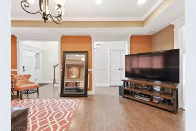 911 Worth Ave, Linden, NJ 07036 - Photo 18