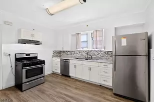 29 Orchard Rd, Maplewood, NJ 07040 - Photo 4