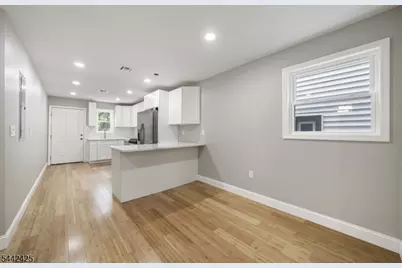 208 N 1st St, Paterson, NJ 07522 - Photo 8