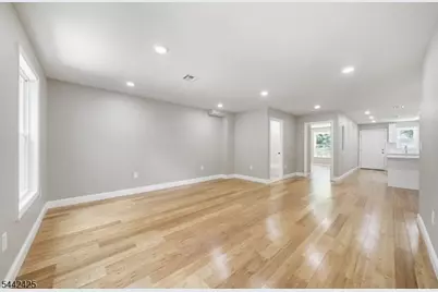 208 N 1st St, Paterson, NJ 07522 - Photo 4