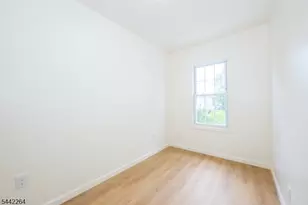 231 Waverly Pl, South Orange, NJ 07079 - Photo 12