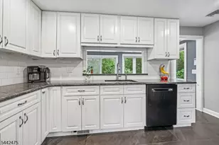 436 Myrtle Ave, Garwood, NJ 07027 - Photo 12