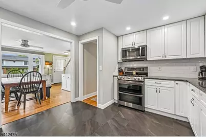 436 Myrtle Ave, Garwood, NJ 07027 - Photo 14