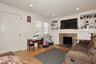 45 Webster St, Ridgefield, NJ 07660 - Photo 6