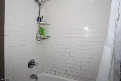 45 Webster St, Ridgefield, NJ 07660 - Photo 10