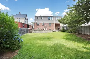 45 Webster St, Ridgefield, NJ 07660 - Photo 36