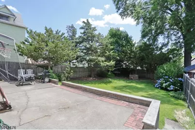 45 Webster St, Ridgefield, NJ 07660 - Photo 38