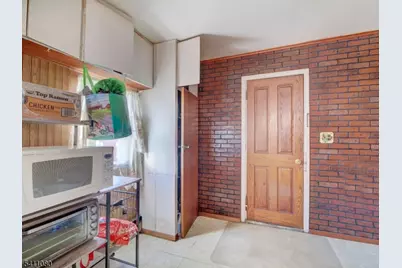 115 Madison Ave #2, Elizabeth, NJ 07201 - Photo 8