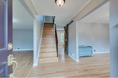 162 Mali Dr, North Plainfield, NJ 07062 - Photo 4