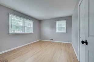 162 Mali Dr, North Plainfield, NJ 07062 - Photo 24